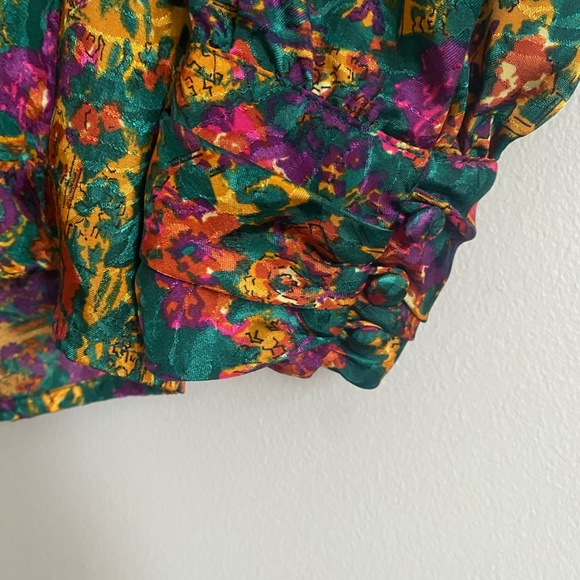 Vintage Pattern Long Sleeve Top - Picture 3 of 6